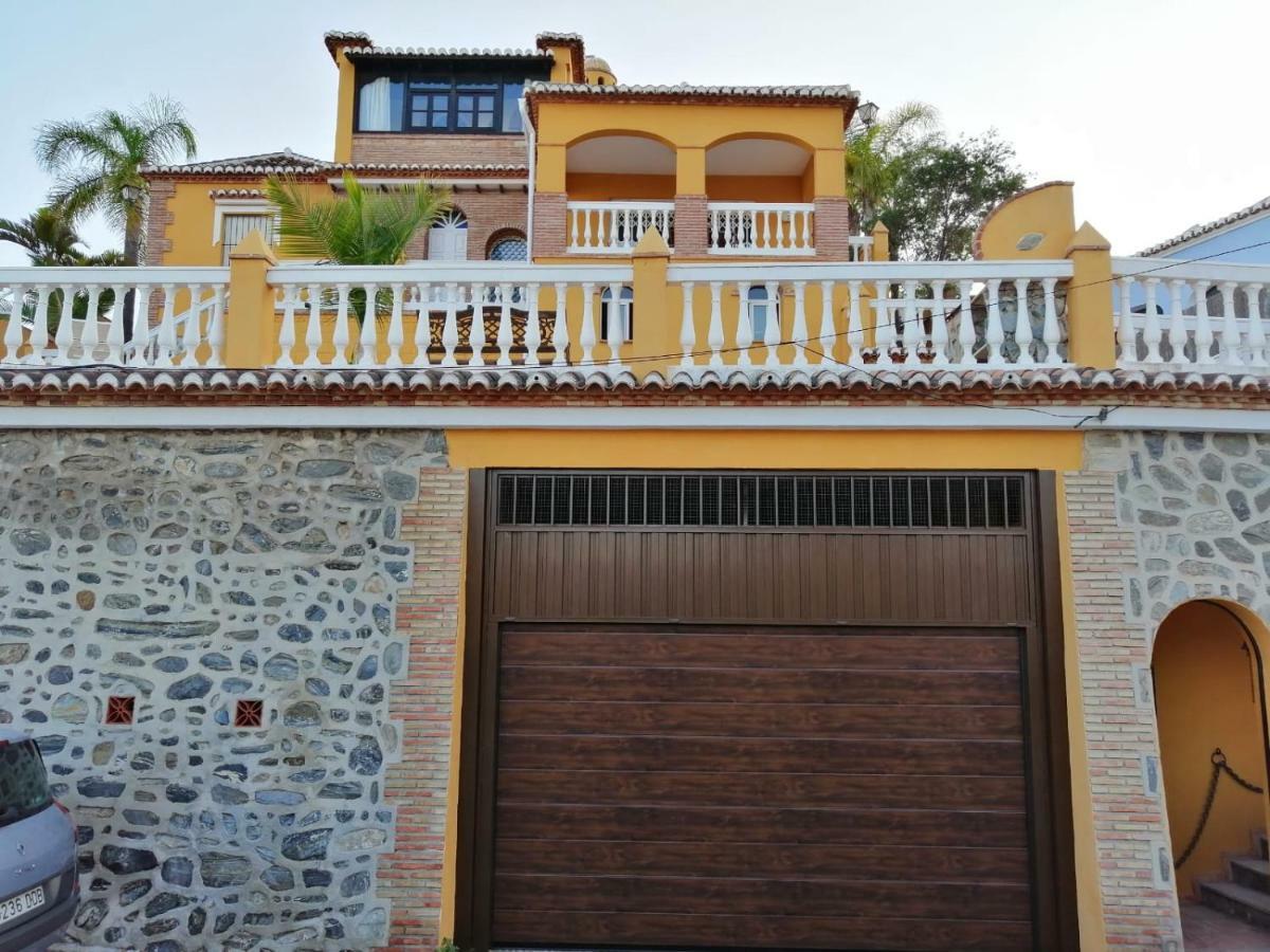 Chalet Con Piscinas Y Vistas De Ensueno อัลมูเญการ์ ภายนอก รูปภาพ